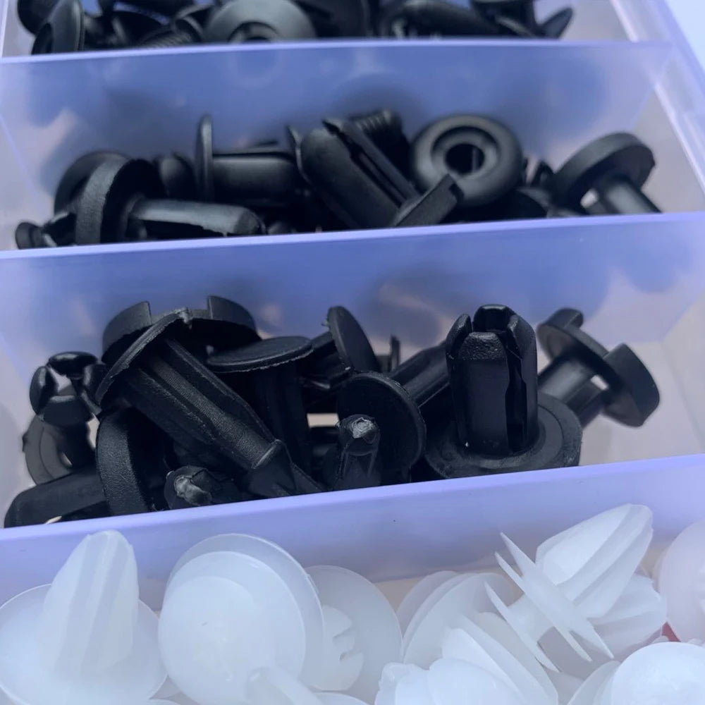 Mixed auto fastener clip kit with nylon push retainers and trim clips.